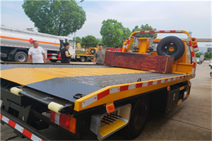 牧野附近拖车电话号码服务