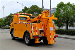 牧野高速路拖车费